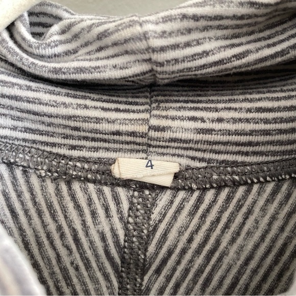 LULULEMON Warm Your Core Striped Heathered Slate White Size 4 - Picture 7 of 14